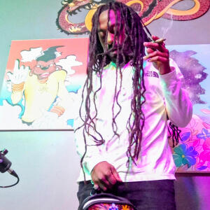 default playlist img