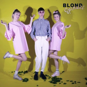 Listen to Spinaci song with lyrics from Blond