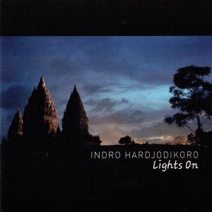 Dengarkan lagu Waiting for You nyanyian Indro Hardjodikoro dengan lirik