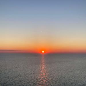 Dengarkan things are going to change lagu dari handwritten letters dengan lirik