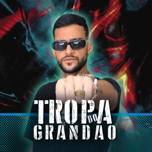Dengarkan lagu Bruninha (Explicit) nyanyian TROPA DO GRANDÃO dengan lirik
