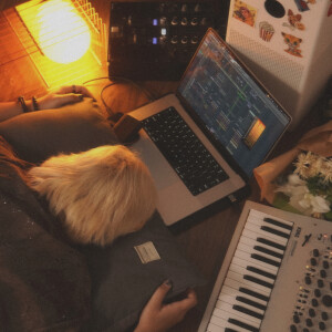 default playlist img