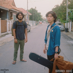 อัลบัม ฤดูฝัน ศิลปิน Abandoned House