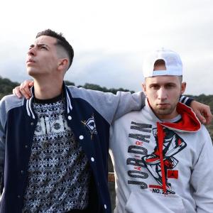 收聽Sarkboy的Los dos tuvimos culpa (feat. Iván h) (Explicit)歌詞歌曲