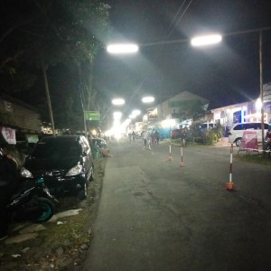 Dengarkan Ratu di hatiku lagu dari Yati dengan lirik