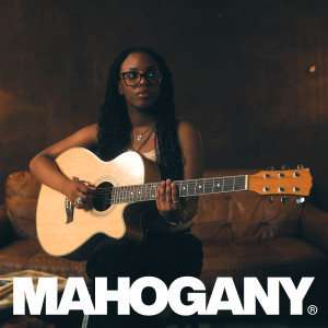 Listen to beach song (Mahogany Edit) song with lyrics from Leonie Biney