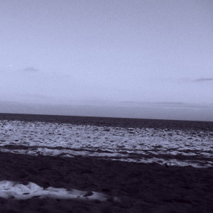 收听MQQN的U歌词歌曲