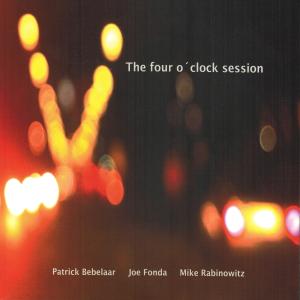 ดาวน์โหลดและฟังเพลง Keep Holding พร้อมเนื้อเพลงจาก Patrick Bebelaar