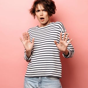 收聽Natalie Summer的Stop What The Hell Are You Talking About歌詞歌曲