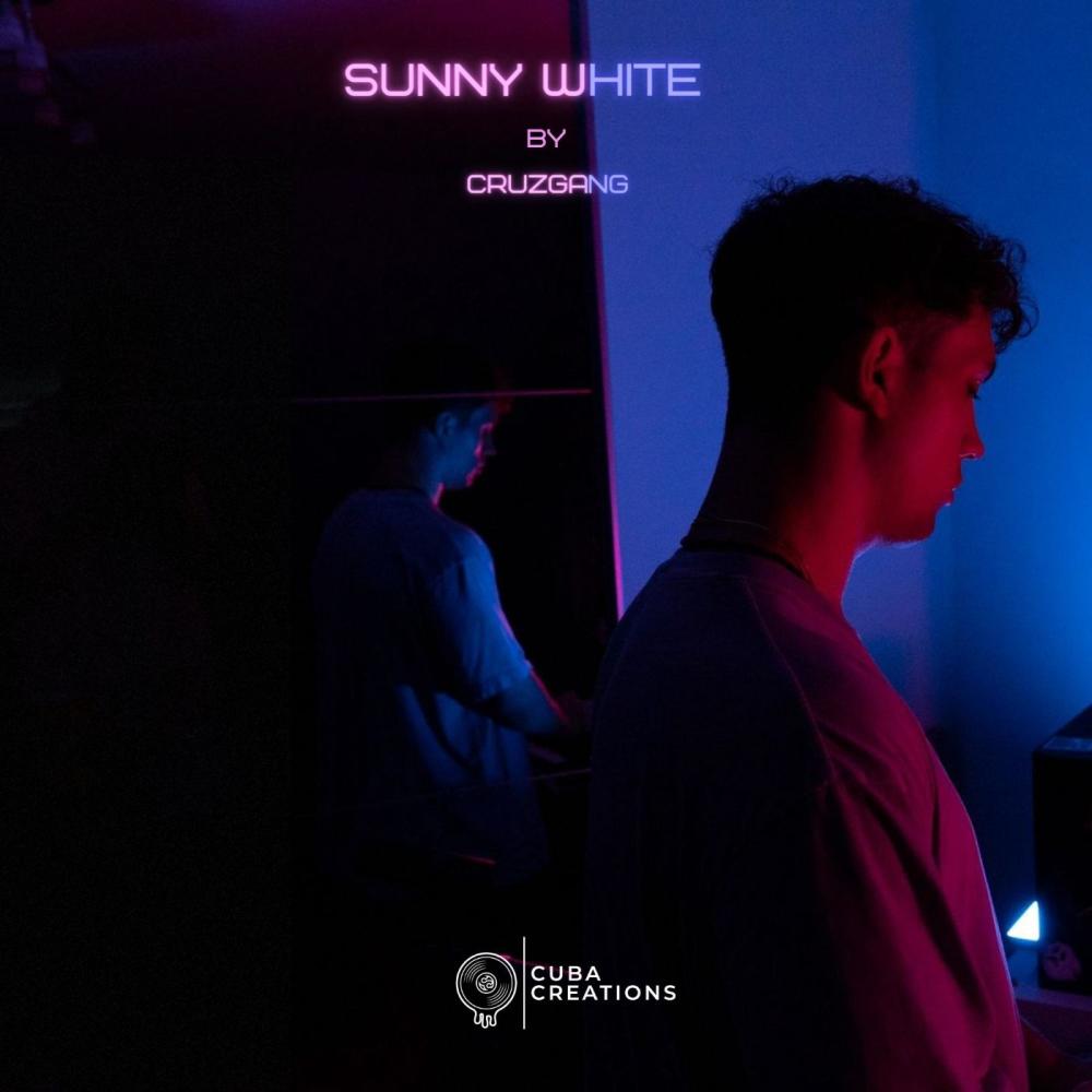 SUNNY WHitE (by cruzgang) (feat. Juster, Michi & Rinus)