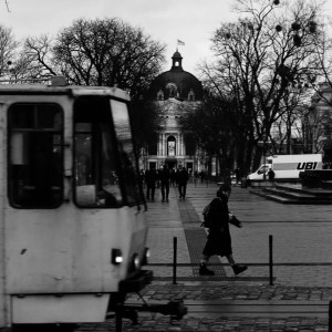 ดาวน์โหลดและฟังเพลง На роботу (Explicit) พร้อมเนื้อเพลงจาก d1331