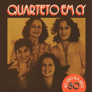 收聽Quarteto Em Cy的Neste Mesmo Lugar (Ao Vivo)歌詞歌曲