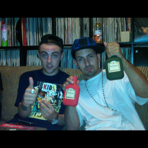Listen to 82 92 (feat. Mac Miller) song with lyrics from Statik Selektah