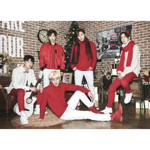 Dengarkan Happy New Year lagu dari UNIQ dengan lirik