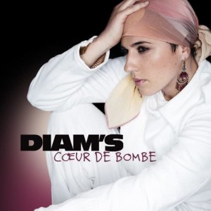 ดาวน์โหลดและฟังเพลง Coeur de bombe (Version radio) (Version Radio) พร้อมเนื้อเพลงจาก Diam's