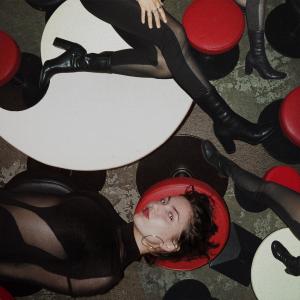 Dengarkan Keep Walking lagu dari Elena Shirin dengan lirik