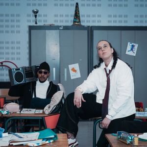 default playlist img