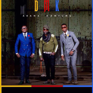 Dengarkan lagu Shipa nyanyian DMK dengan lirik