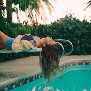Jada Facer的專輯Float