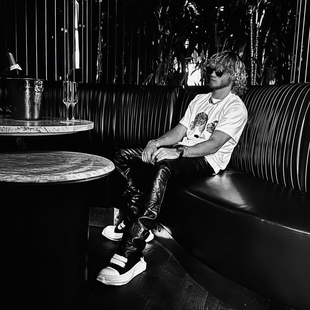 Catch It (feat. Slick Hollywood) (Explicit)