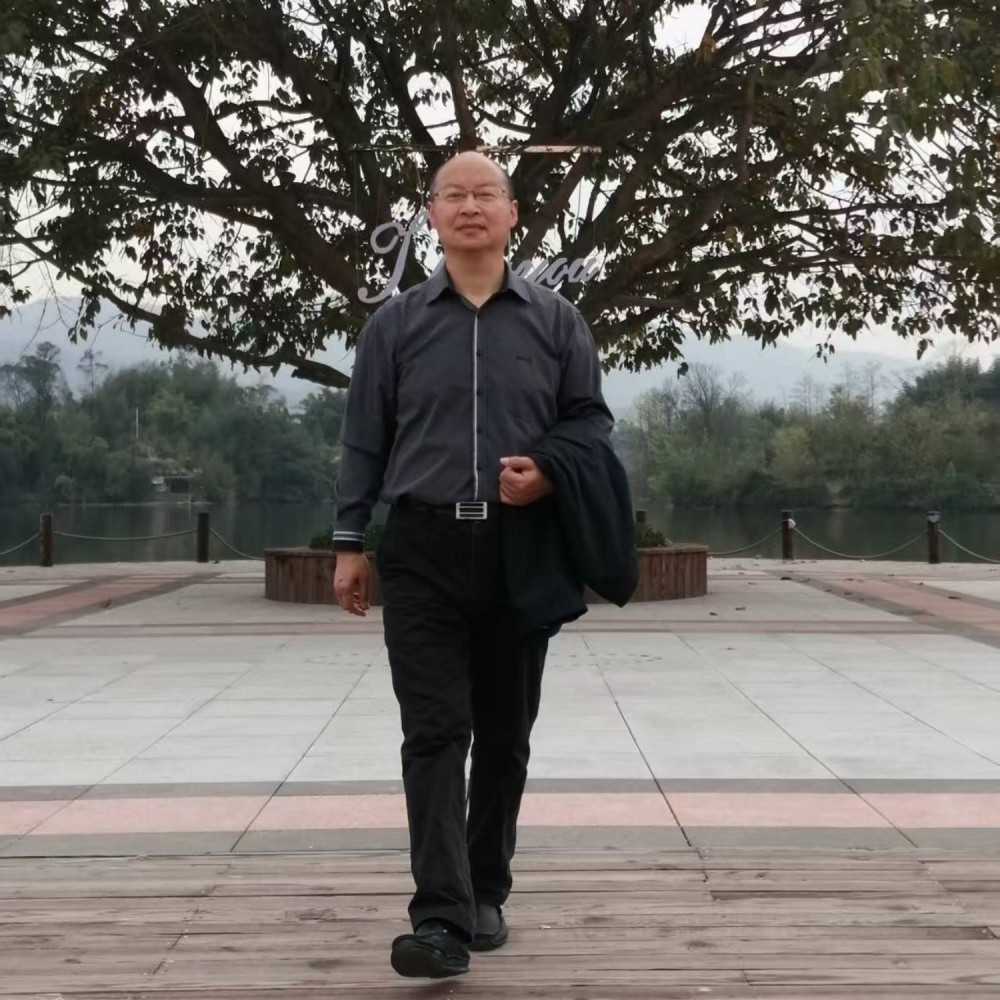 周刚