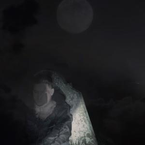 Oliver Green的專輯Heads On The Moon (Explicit)