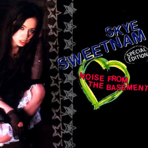 ดาวน์โหลดและฟังเพลง Superstar พร้อมเนื้อเพลงจาก Skye Sweetnam