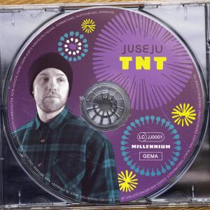 收聽Juse Ju的TNT歌詞歌曲