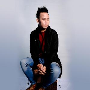 收听Ase Adrian的Insha Allah歌词歌曲
