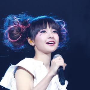 ดาวน์โหลดและฟังเพลง 溫柔 (Live) พร้อมเนื้อเพลงจาก 糖兄妹