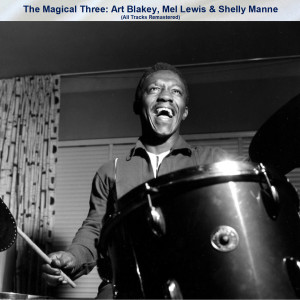 收听Art Blakey的Along Came Betty (Remastered)歌词歌曲