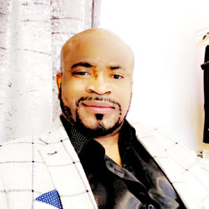 收聽Blaq Valentino的Kpom Kpi歌詞歌曲