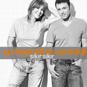 收听Gülben Ergen的Şıkır Şıkır歌词歌曲