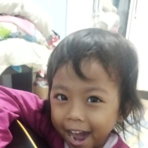 收聽Rahmat的Bayang bayang cinta yang terluka歌詞歌曲