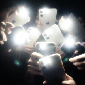 default playlist img