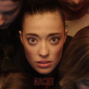 ดาวน์โหลดและฟังเพลง Nacht พร้อมเนื้อเพลงจาก Femke