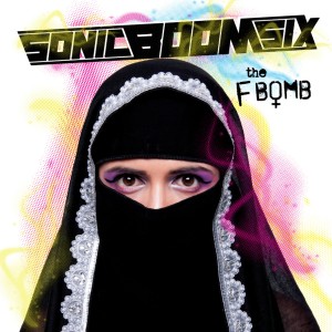 ดาวน์โหลดและฟังเพลง Bigger Than Punk Rock (Live at Norwich Owl Sanctuary) พร้อมเนื้อเพลงจาก Sonic Boom Six