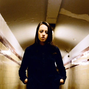 ดาวน์โหลดและฟังเพลง 00000 Million พร้อมเนื้อเพลงจาก Gordi