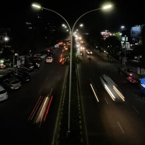 收听Vidooshak的Safar歌词歌曲
