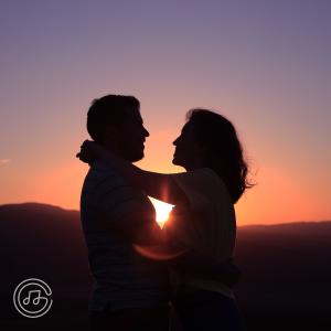 ดาวน์โหลดและฟังเพลง When I'm With Him พร้อมเนื้อเพลงจาก Xavier Vanchure