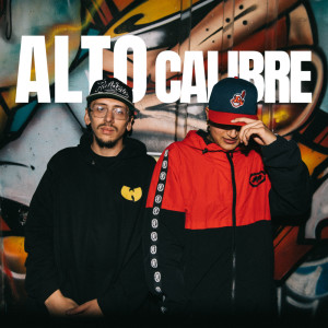 ดาวน์โหลดและฟังเพลง Alto Calibre พร้อมเนื้อเพลงจาก Sucia Alianza