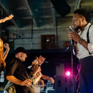 default playlist img