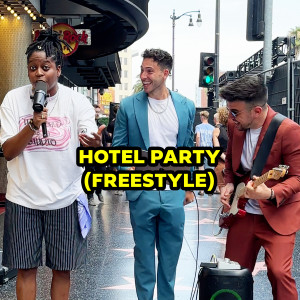 收聽Crash Adams的Hotel Party Freestyle (feat. Daisha McBride)歌詞歌曲