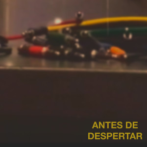 收聽Perro Segovia的Antes de despertar (Live Session)歌詞歌曲