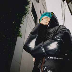 Listen to BUYMA (feat. Dumbperson) song with lyrics from Nns