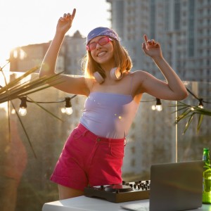 default playlist img