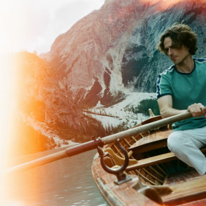 ดาวน์โหลดและฟังเพลง Norway พร้อมเนื้อเพลงจาก Patrick James