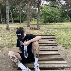 default playlist img