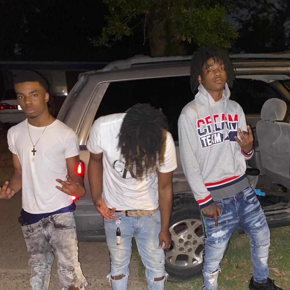 Steppin Right (feat. 19LitPhat & WildChild) (Explicit)