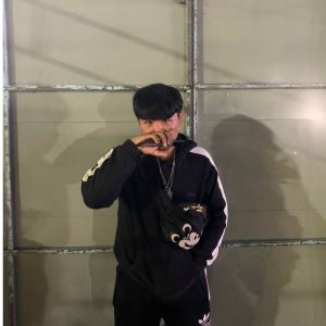 Listen to หลอก song with lyrics from BHIGH999